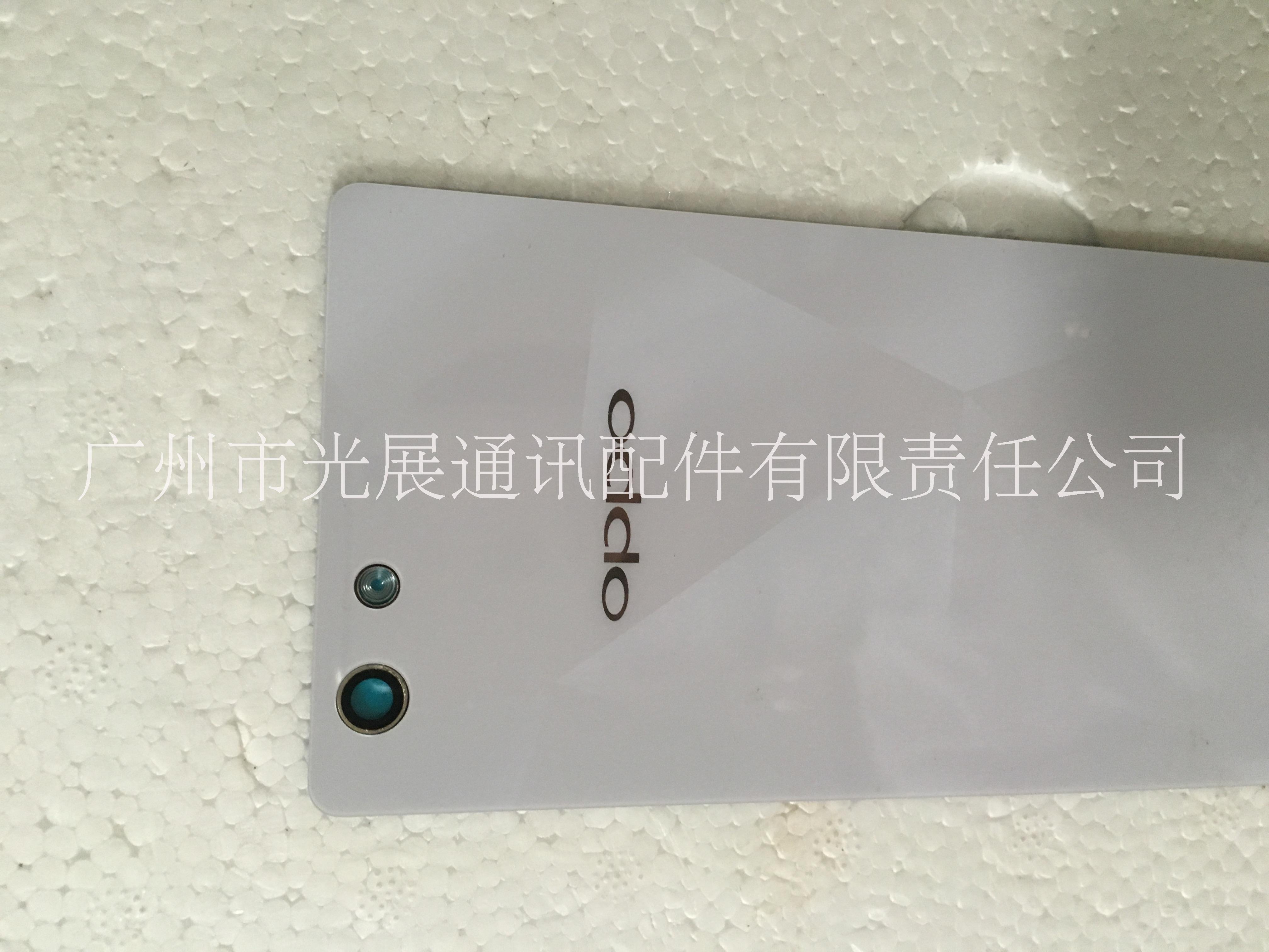廠家直銷批發(fā)零售 OPPO手機(jī)配件后殼R8207原裝后蓋 *惠  OPPO手機(jī)配后殼R8207 OPPO手機(jī)配件后R