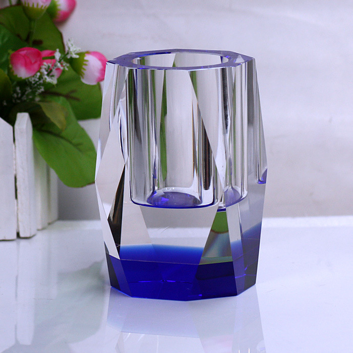 西安水晶筆筒定制   水晶筆筒雕刻生產(chǎn)