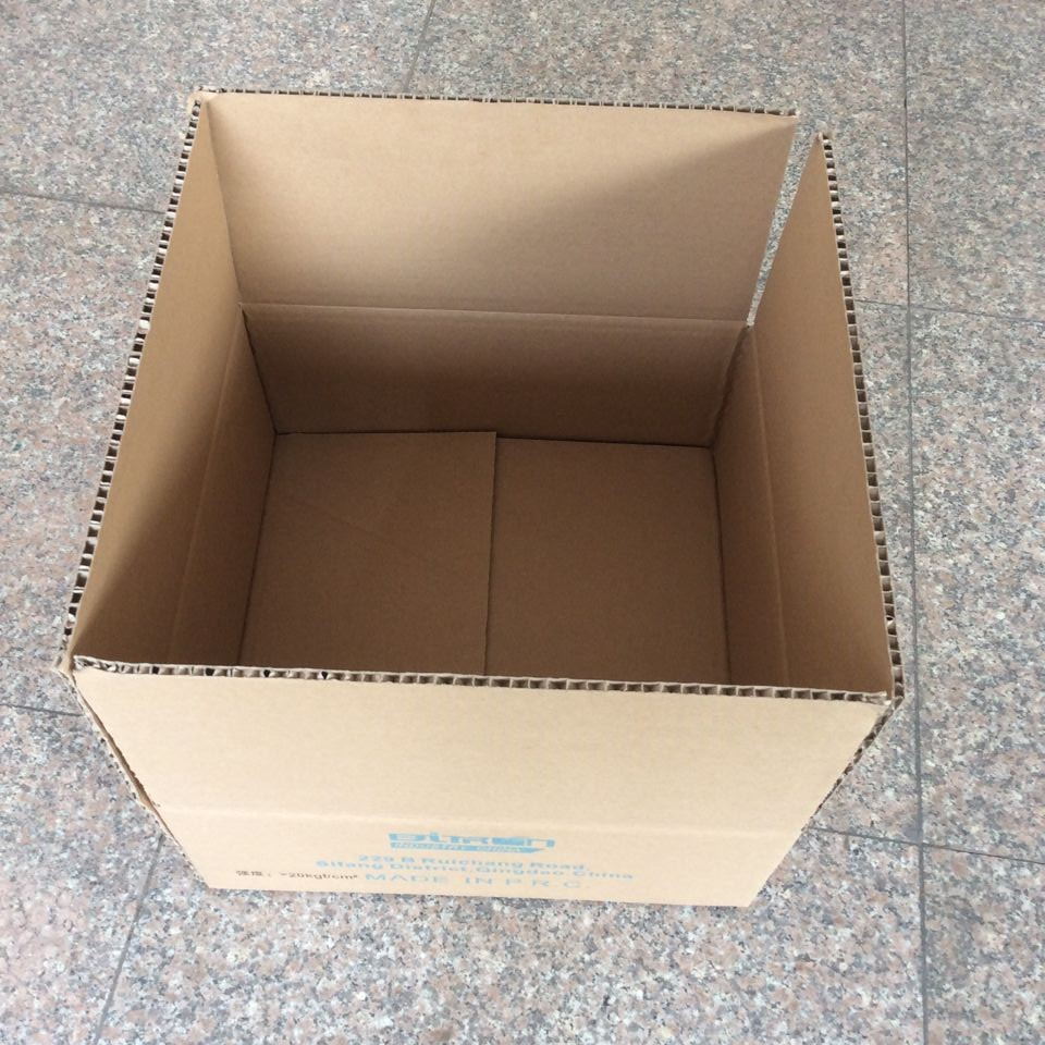 本降低5% 紙箱 對口蜂窩紙箱