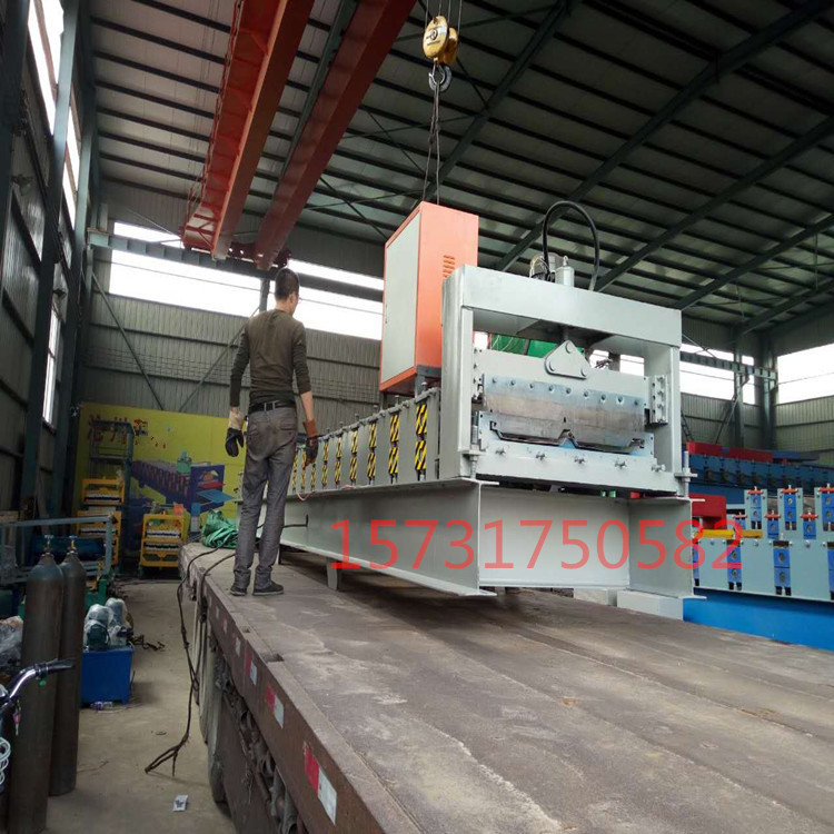 全自動角馳壓瓦機設備 角馳820壓瓦機 廠家直銷自產