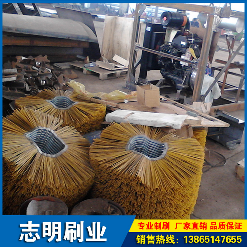 廠家直銷尼龍絲掃雪毛刷 環(huán)衛(wèi)掃雪車毛刷 道路清掃掃雪刷
