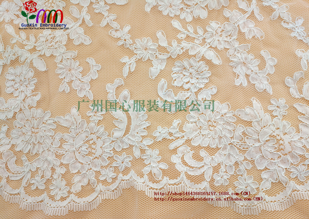 新款電腦機(jī)織賈卡蕾絲  蕾絲面料 廠家直接供應(yīng)