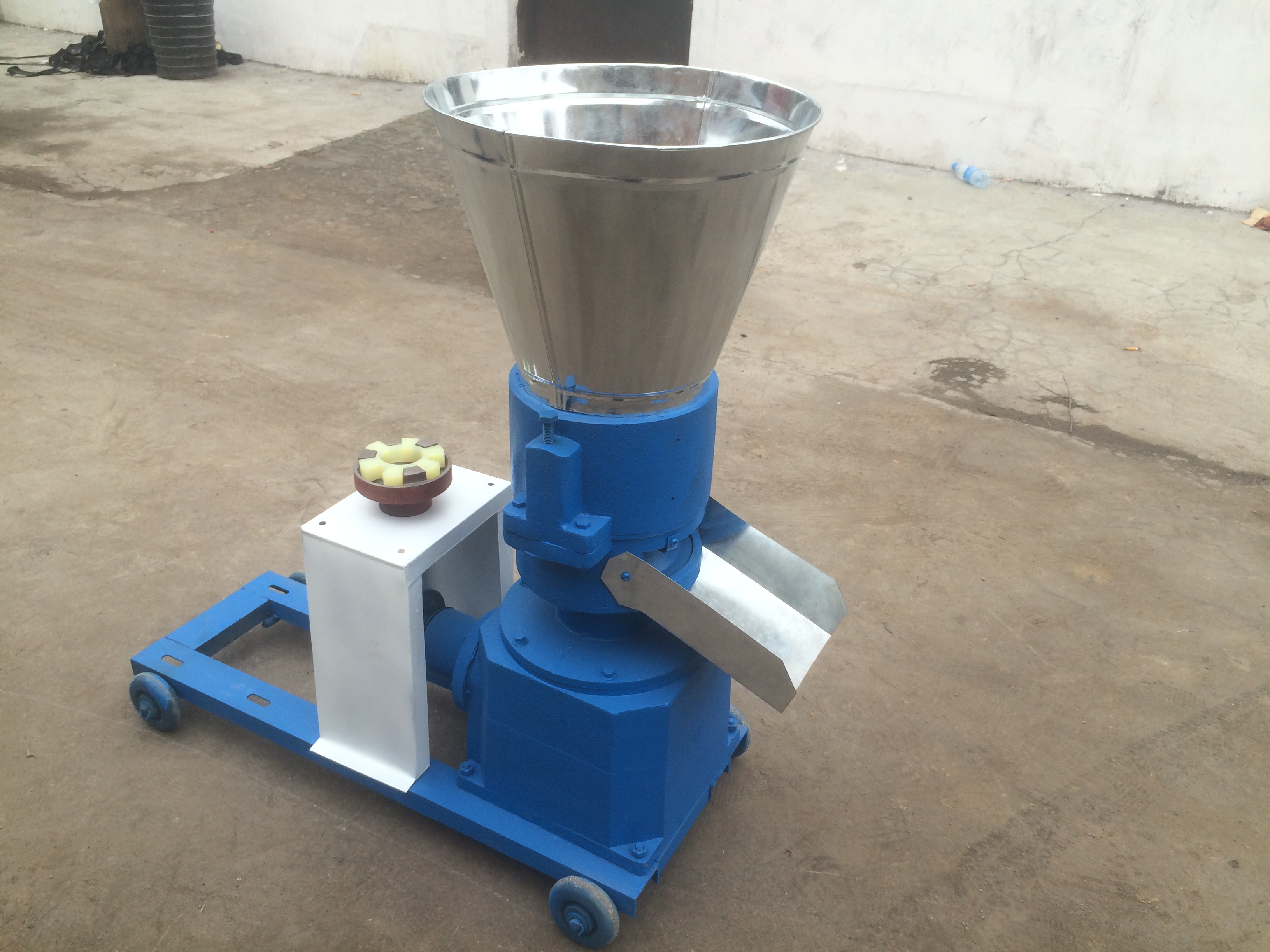 210小型飼料顆粒機