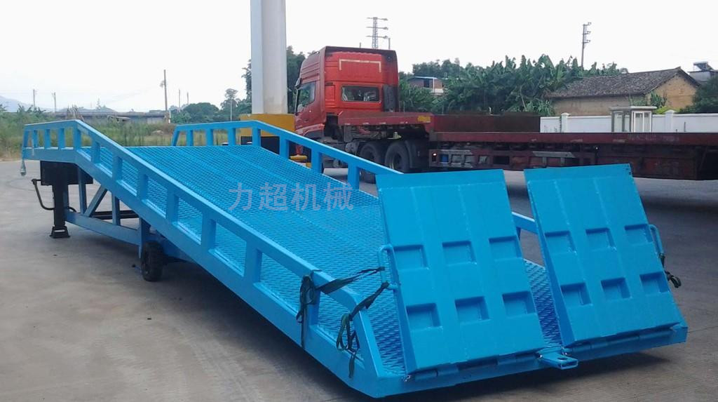 登車橋 移動式卸貨設(shè)備 卸貨臺 車間* 工廠*臺 廠家直銷