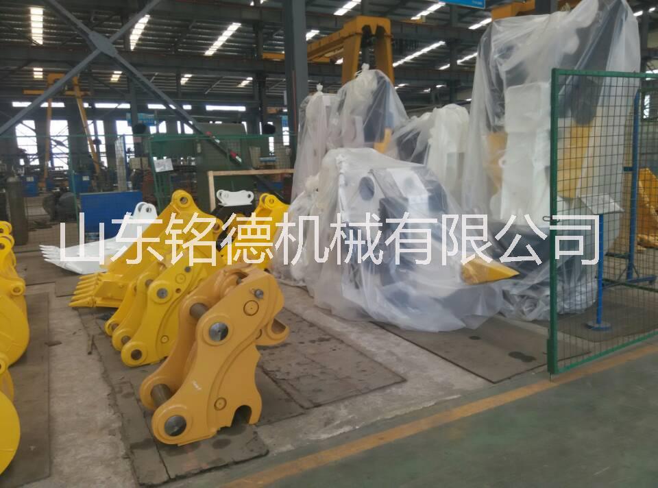 神鋼斗山大宇現(xiàn)代挖掘機(jī)挖斗挖機(jī)鏟斗鉤機(jī)原裝挖斗 現(xiàn)代挖掘機(jī)挖斗報(bào)價(jià) 土方斗 土方斗報(bào)價(jià) 快速連接器報(bào)價(jià)