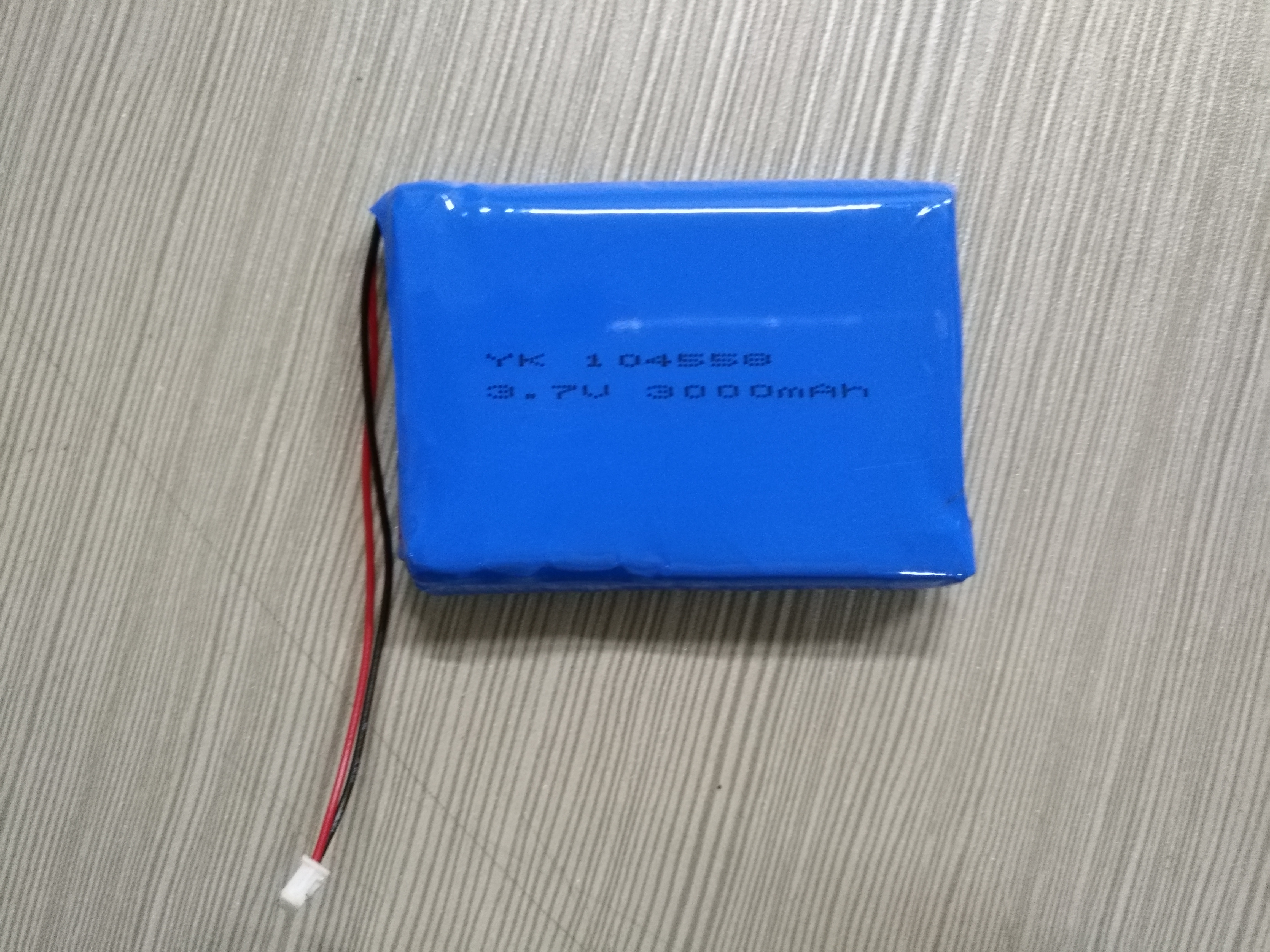 供應3.7V1600mAH LED臺燈用聚合物鋰離子電池