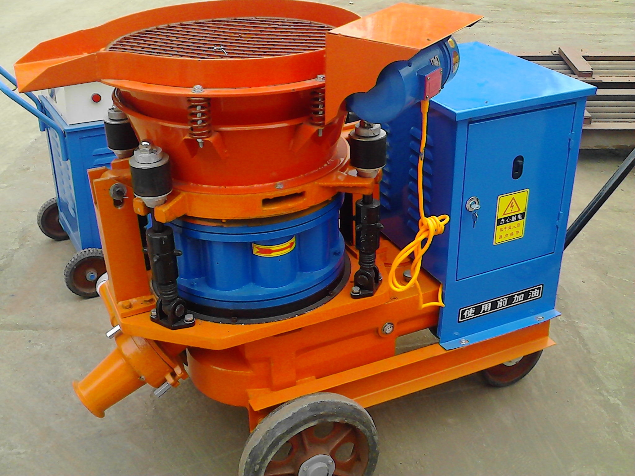 PZ-7B礦用防爆噴漿機(jī)