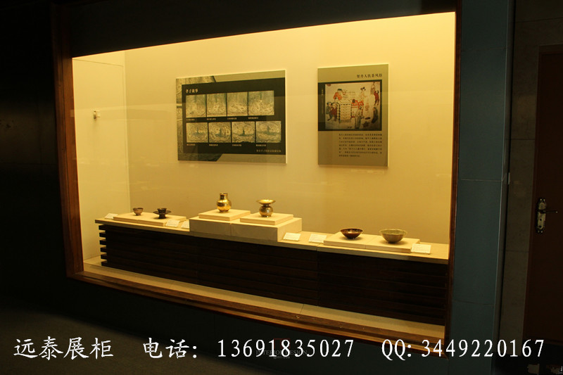 *新款木質(zhì)烤漆博物館展柜定做廠(chǎng)家直銷(xiāo)