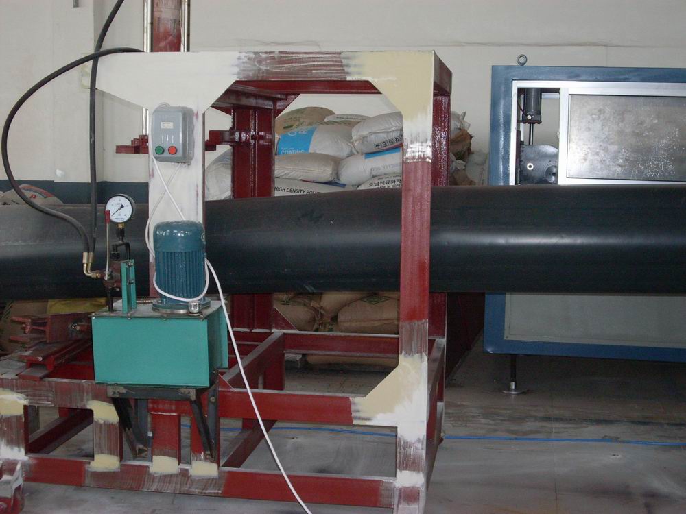 上海  PVC大口徑管材設(shè)備