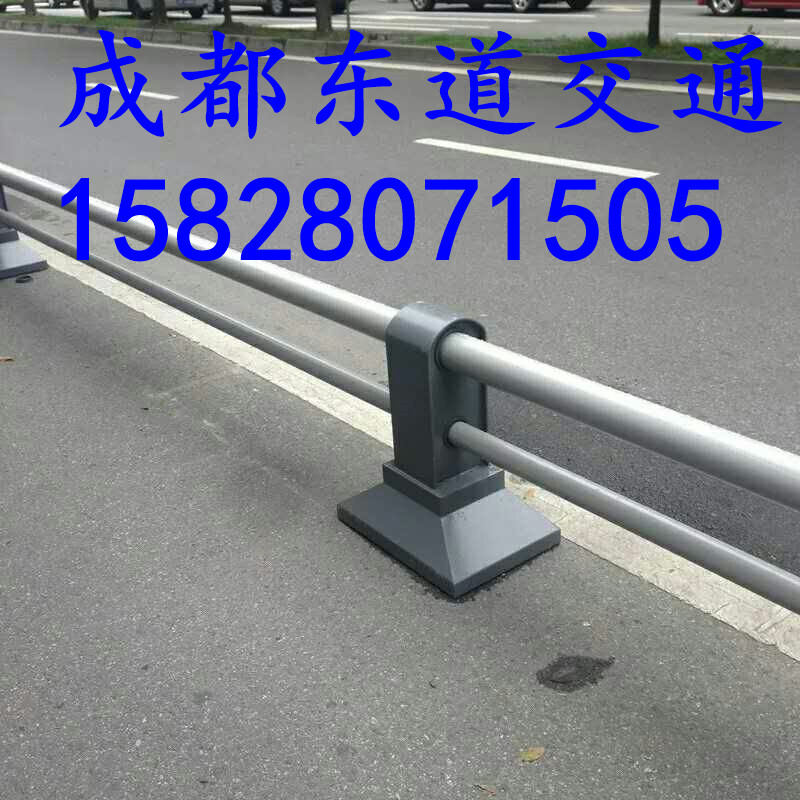 甘肅交通道路護(hù)欄廠家供應(yīng)|甘肅交