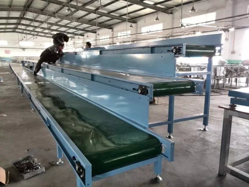 皮帶輸送機(jī)  輸送機(jī)價(jià)格  武漢皮帶輸送機(jī)