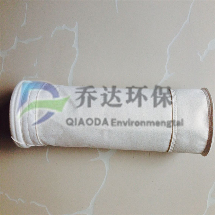 供應(yīng)低成本玻璃纖維除塵布袋高溫玻璃纖維針刺氈濾袋