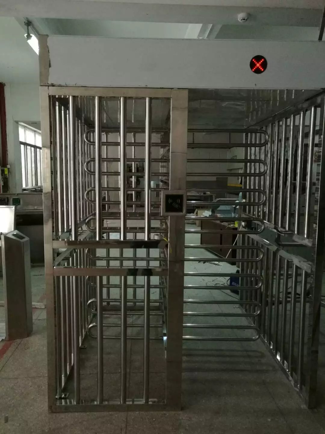 全高轉(zhuǎn)閘\ 供應(yīng)全高轉(zhuǎn)閘監(jiān)獄小區(qū)銀行 供應(yīng)全高轉(zhuǎn)閘監(jiān)獄小區(qū)銀行管理