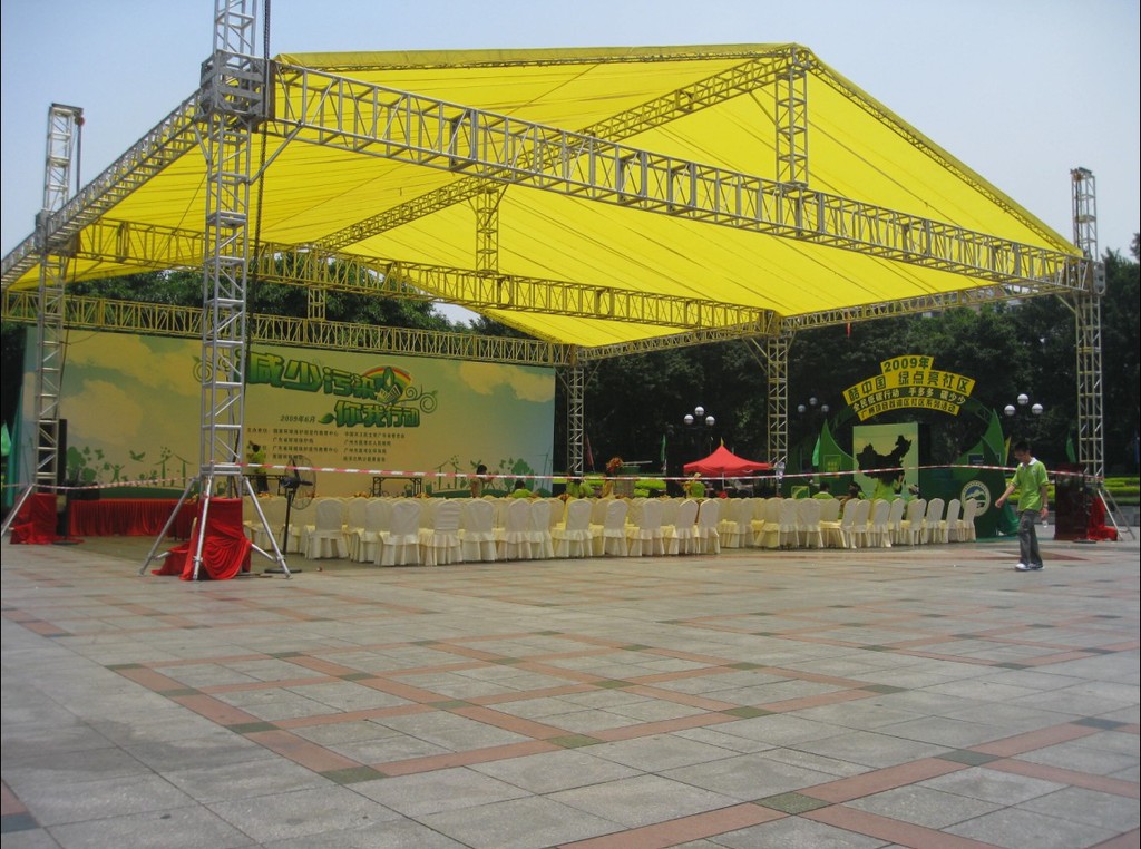 新余彩虹門出租 慶典氣模 彩虹門 婚慶氣模 熱氣球 旗幟