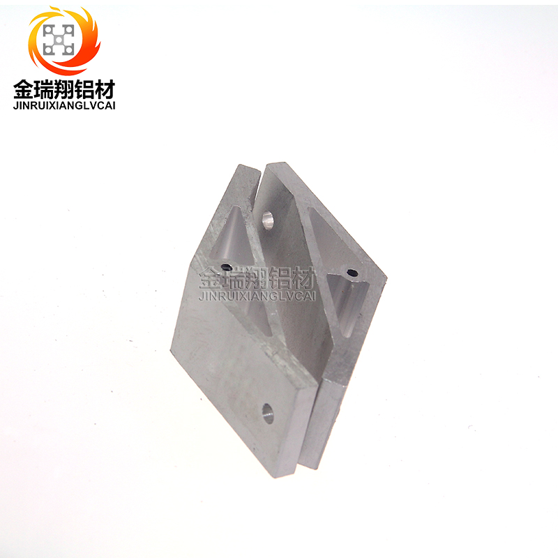現(xiàn)貨批發(fā) 廠家直銷135度角度件