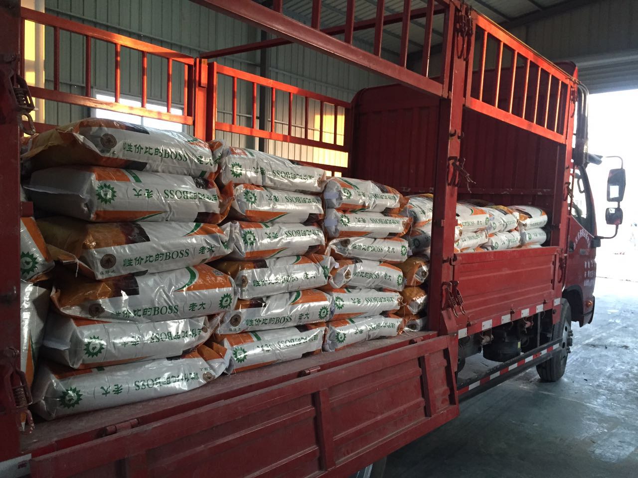 驢飼料 好飼料 ——山東在路上