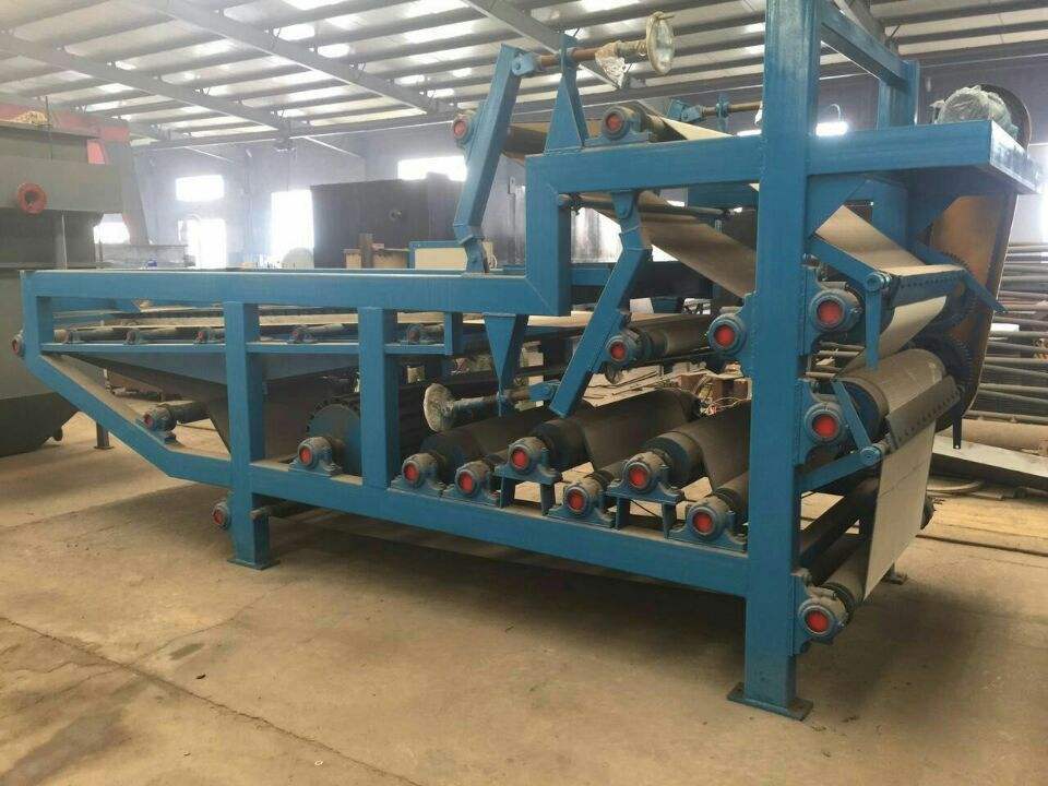 帶式壓濾機(jī)