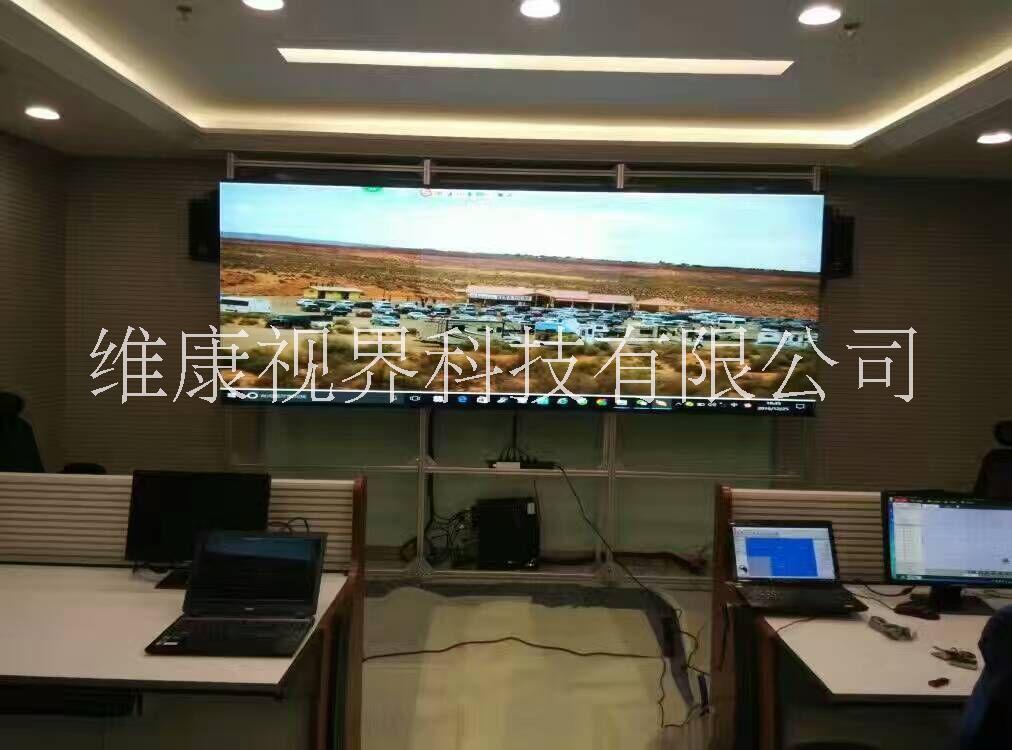 電子補(bǔ)償0拼縫液晶拼接顯示案例 55寸電子補(bǔ)償0拼縫液晶拼接顯示