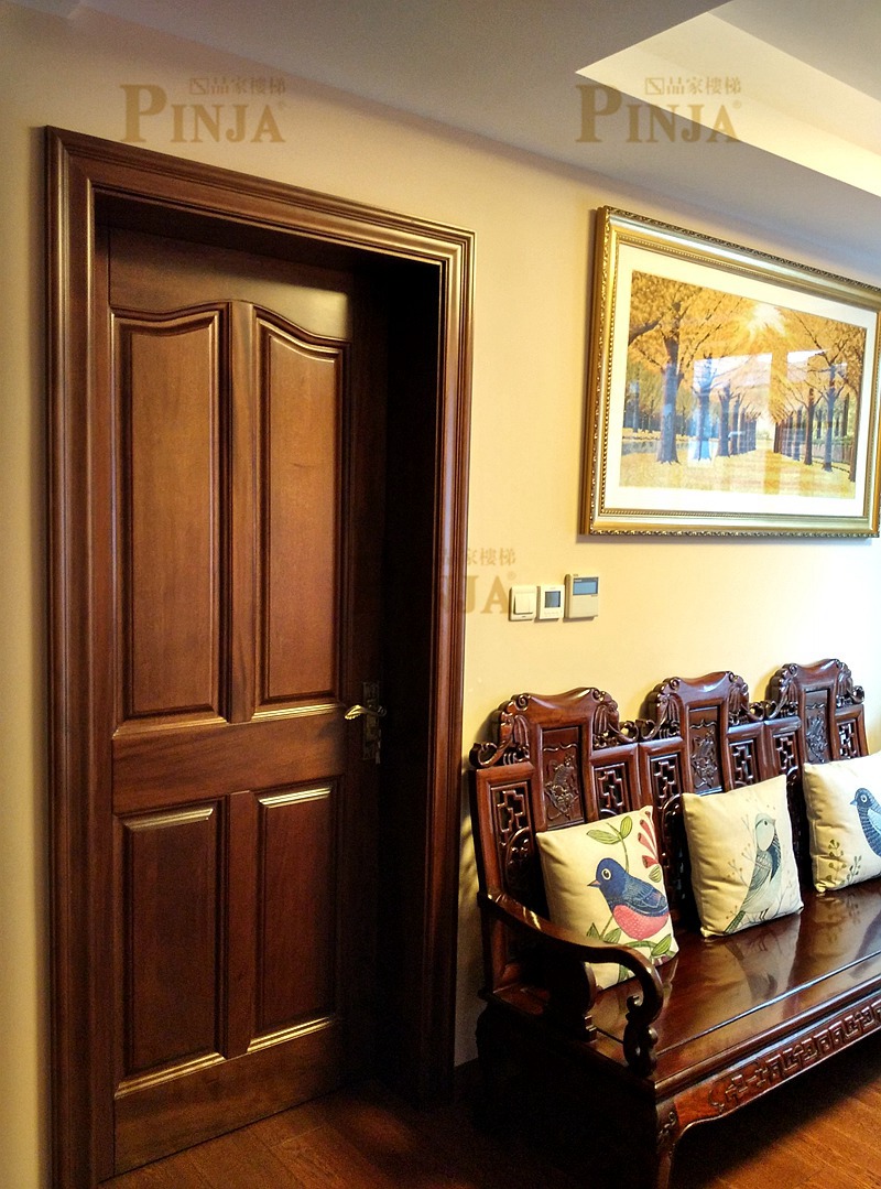 簡中式樓梯橡木制作_上海同城室內(nèi)樓梯定制_別墅專業(yè)樓梯