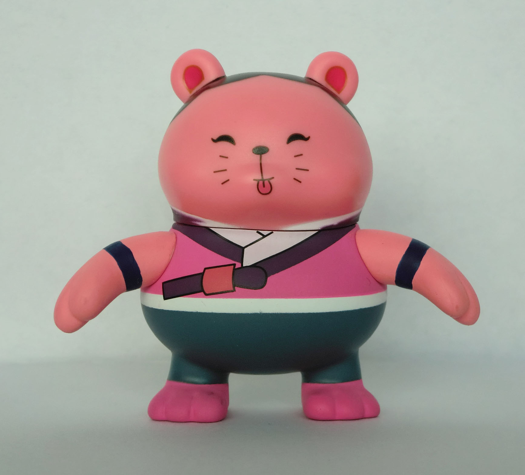 *動(dòng)漫玩具抱抱熊