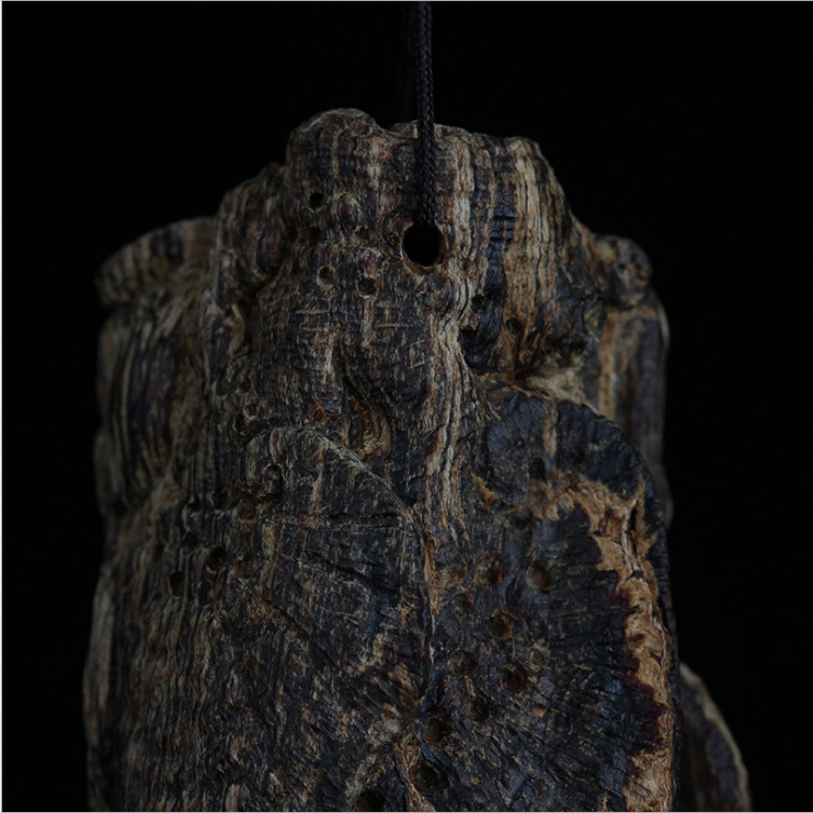 加里曼丹沉水隨型 沉香項(xiàng)鏈墜木雕