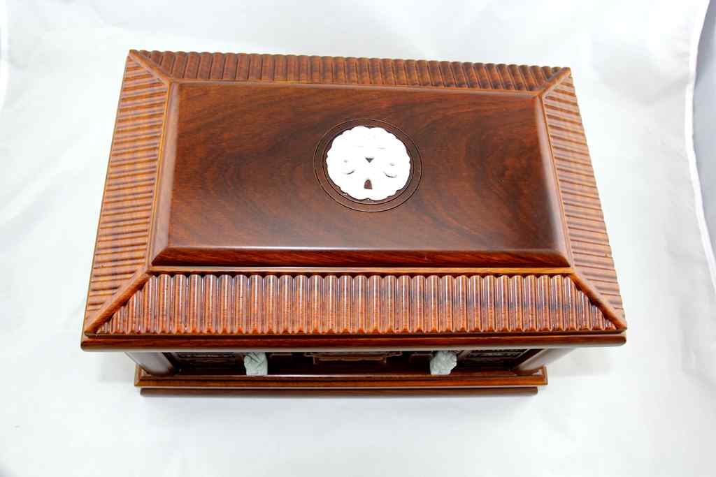 骨灰盒壽盒專業(yè)廠家 花梨木骨灰盒*恒壽堂 米北骨灰盒殯葬專營