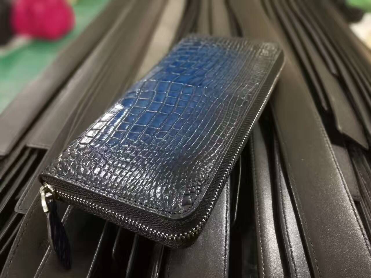 鱷魚皮單拉包 上海鱷魚皮單拉包 上海鱷魚皮單拉錢包