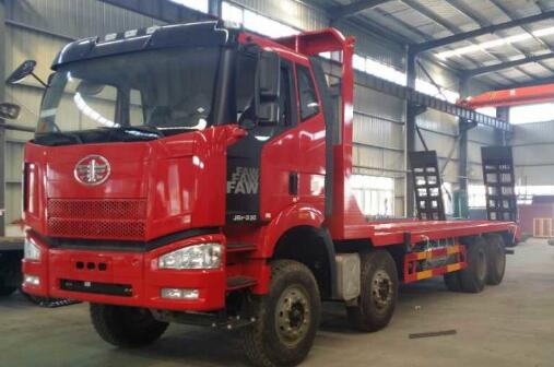 解放J6*后八大型挖機(jī)平板運(yùn)輸  35噸挖機(jī)拖車廠價(jià)直銷