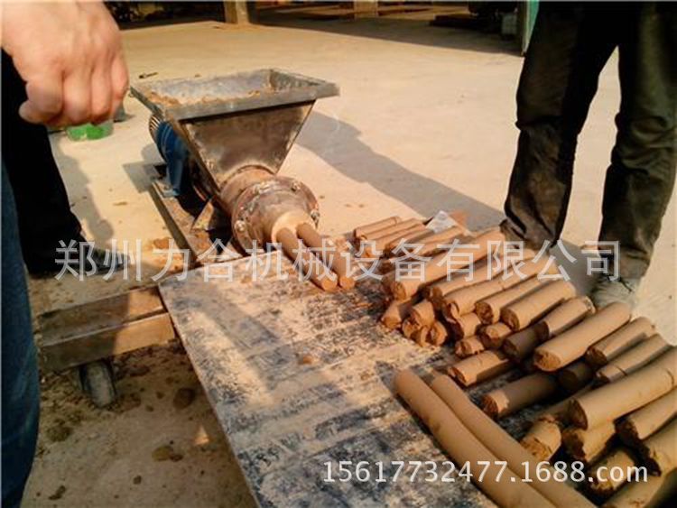 供應(yīng)煤礦防爆炮泥機 隧道炮泥機 PNJ-A炮泥擠出機