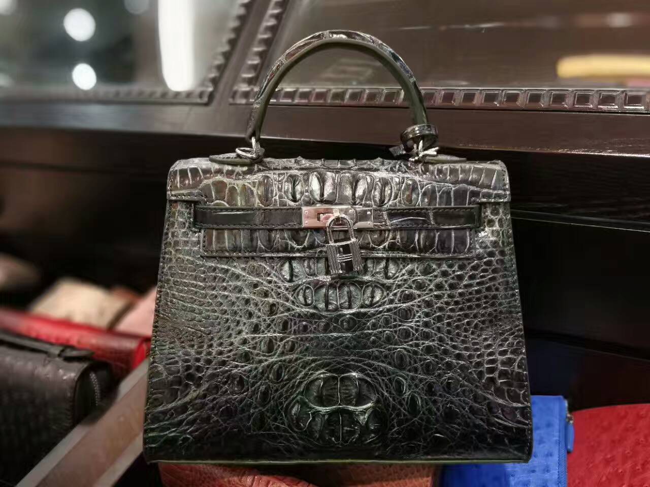 鱷魚皮女包 鱷魚皮女包廠家批發(fā)