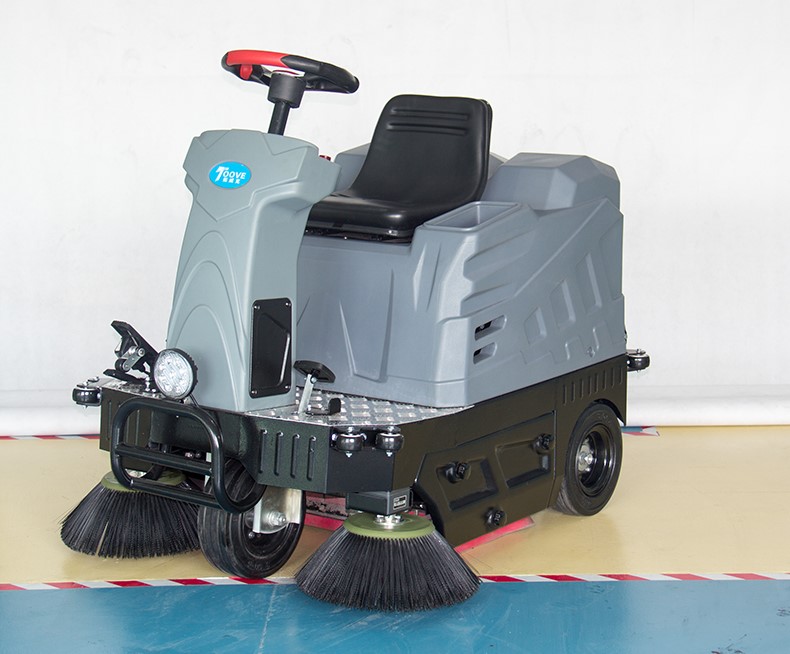 浙江拓威克迷你駕駛式掃地機(jī)價(jià)格 廠家直銷大量供應(yīng)