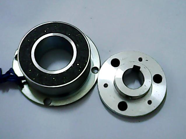 廠家直銷電磁剎車器。電磁制動(dòng)器0.5KG.24V.3NM可代替進(jìn)出口產(chǎn)品