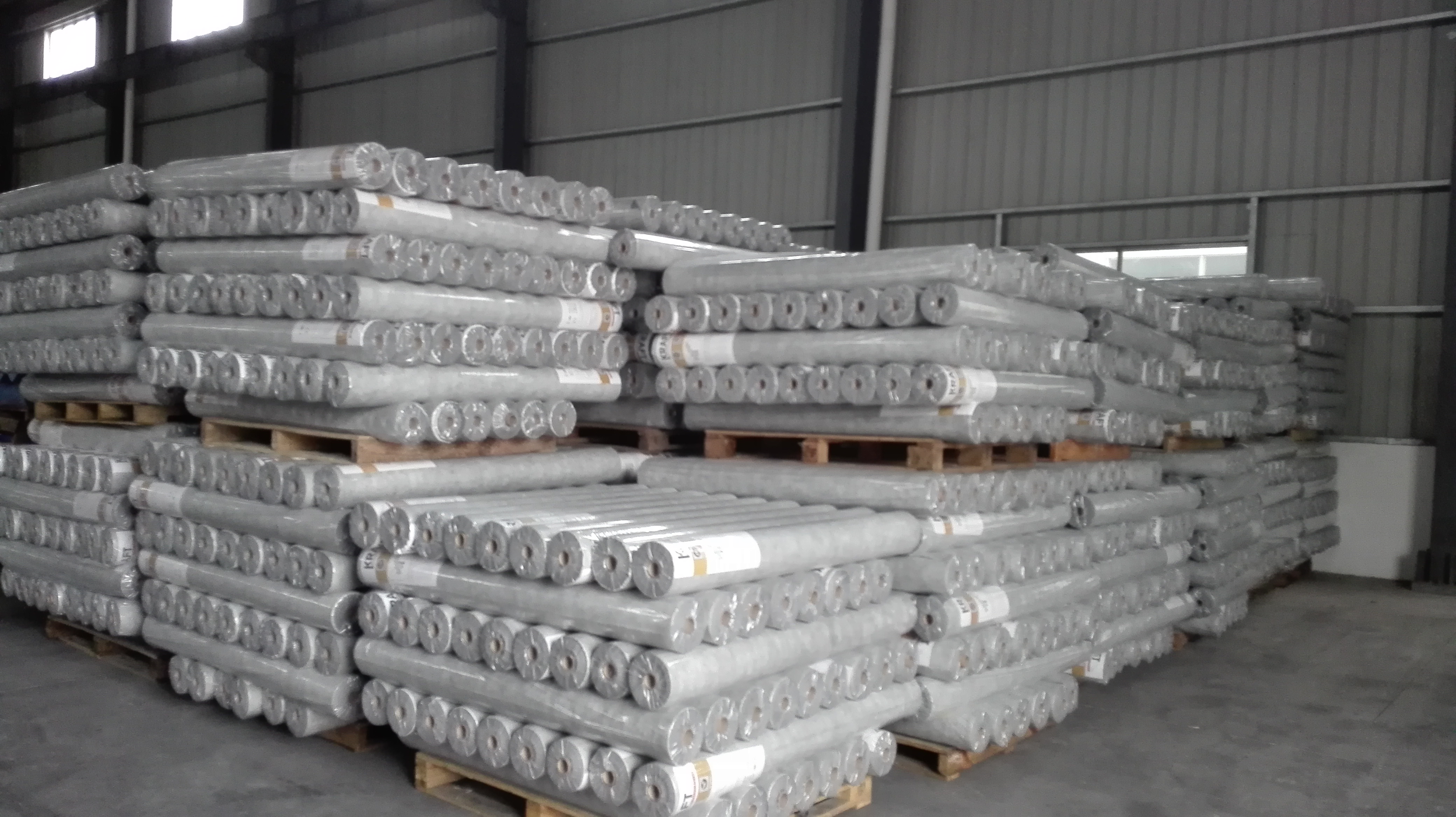 鋼結(jié)構(gòu)屋面0.49mm防水透氣膜