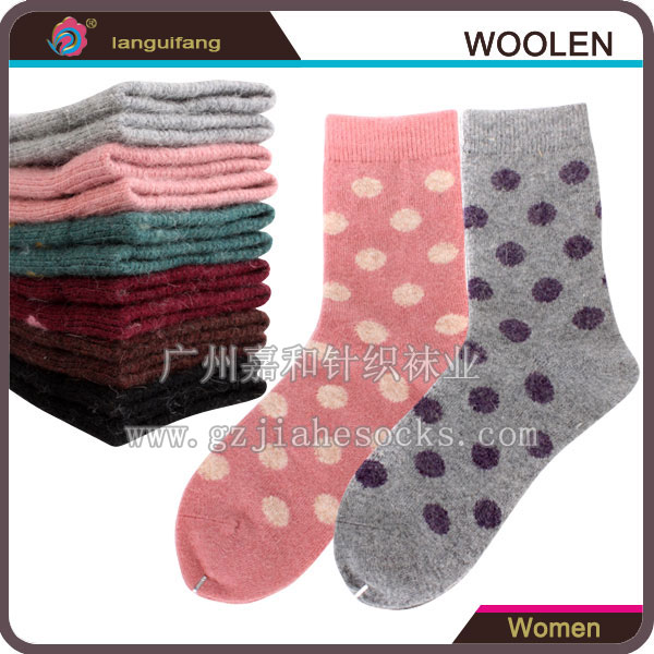 供應(yīng)兔羊毛襪提花羊毛襪 女士羊毛襪 加厚羊毛襪 廣州羊毛襪廠
