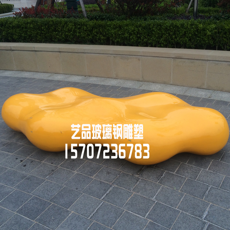 云朵玻璃鋼商場戶外休閑