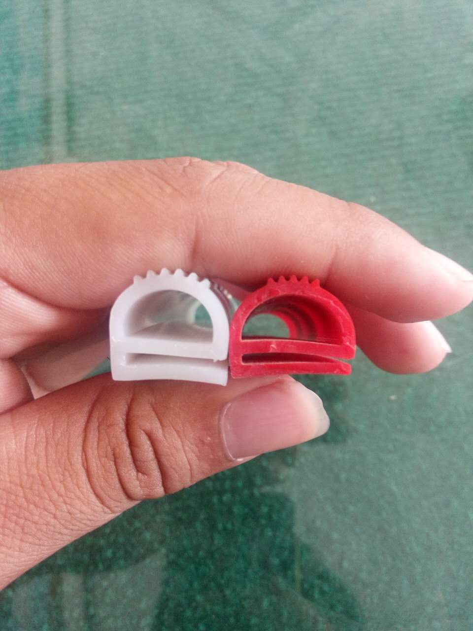 廠家 平移冷庫(kù)門密封條 冷庫(kù)保溫門橡膠條 e型發(fā)泡密封條