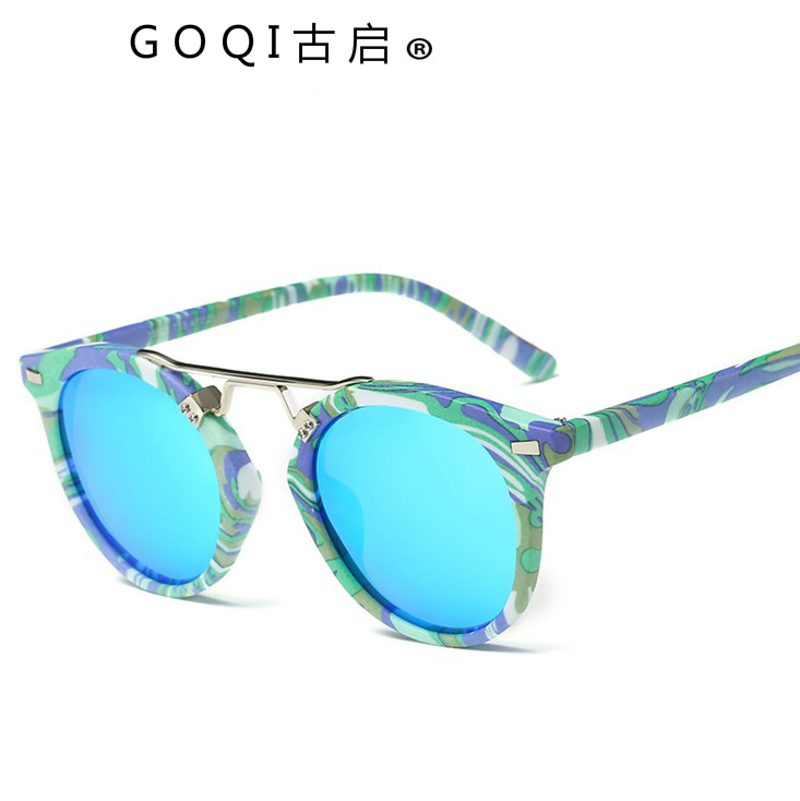 新款太陽(yáng)鏡 女士炫彩偏光太陽(yáng)眼鏡