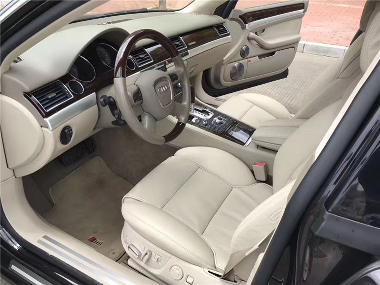 黃江二手車： 10款奧迪S8-V10-5.2