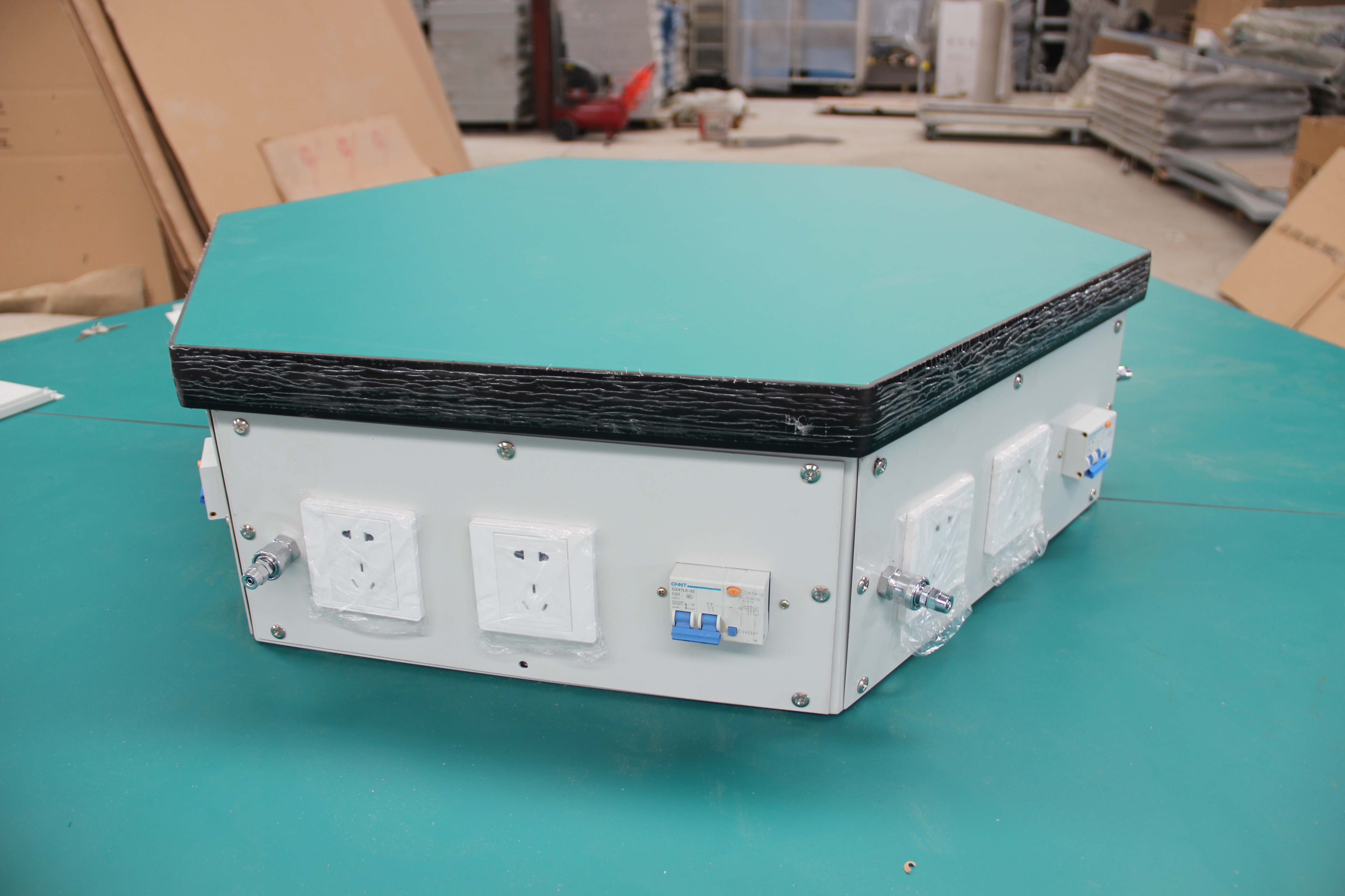 六角工作臺(tái)