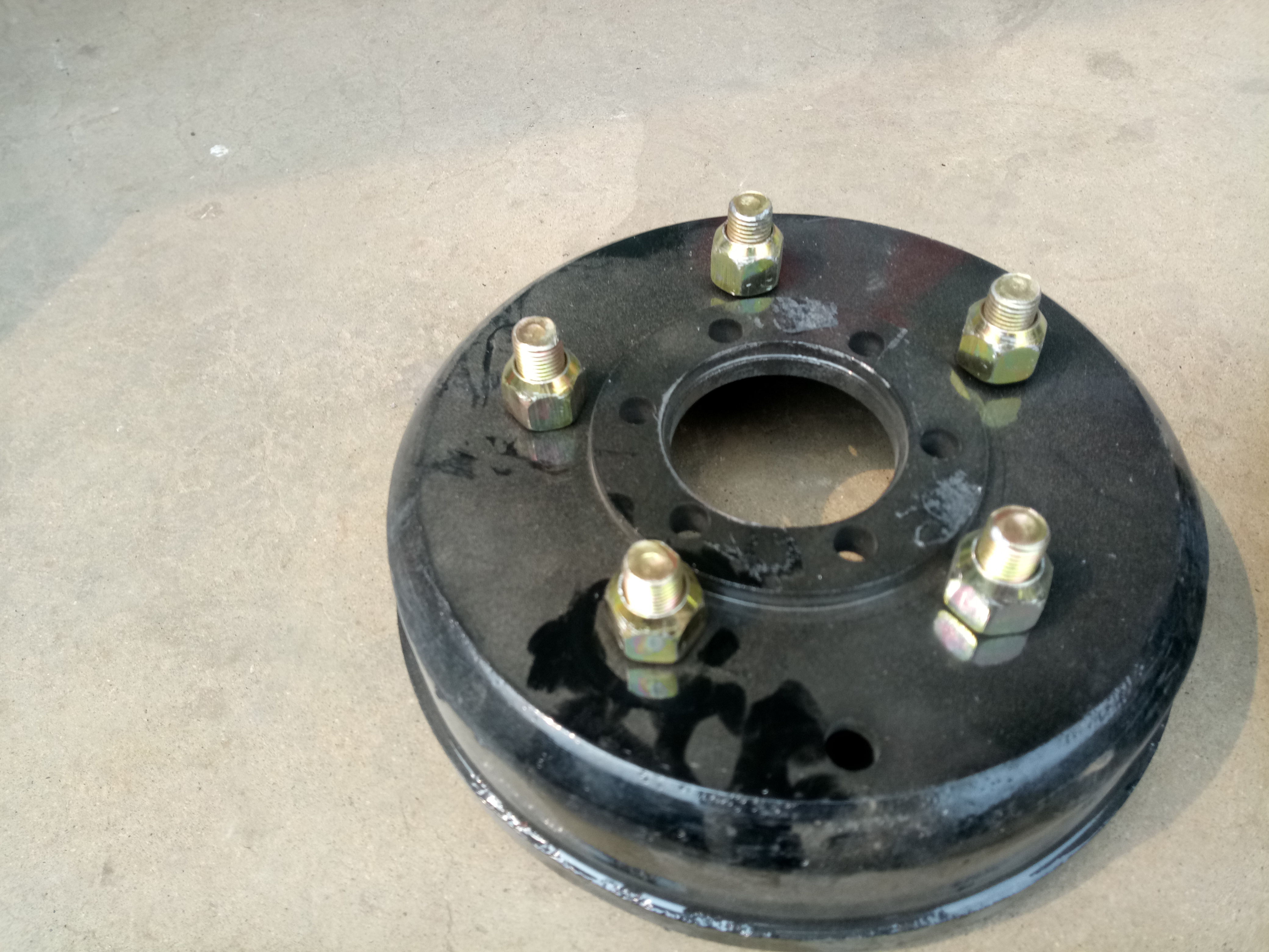 220制動(dòng)鼓 220全浮性能遠(yuǎn)制動(dòng)鼓 220全浮新能源制動(dòng)鼓