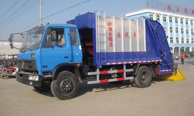 東風145后裝式壓縮垃圾車