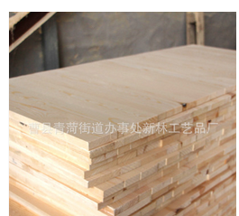 廠家直銷環(huán)保松木直拼板材 樟子松板材 優(yōu)質(zhì)生態(tài)板 批發(fā)歡迎選購