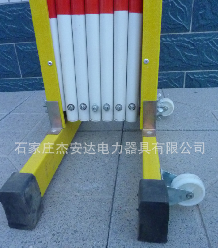 絕緣管式伸縮圍欄 安全絕緣圍欄
