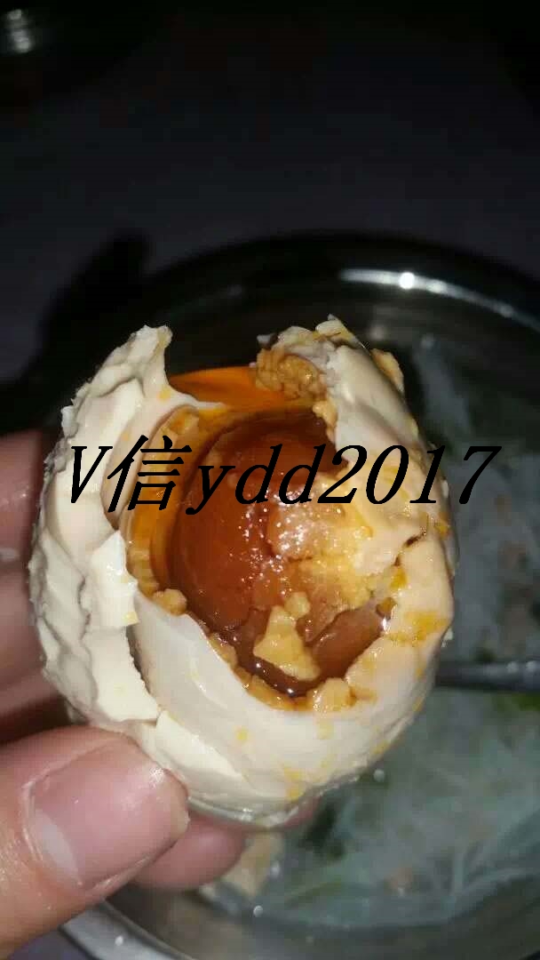 廣西北部灣烤海鴨蛋批發(fā) 多油即食烤熟咸鴨蛋 紅樹林海鴨蛋 北部灣海鴨蛋