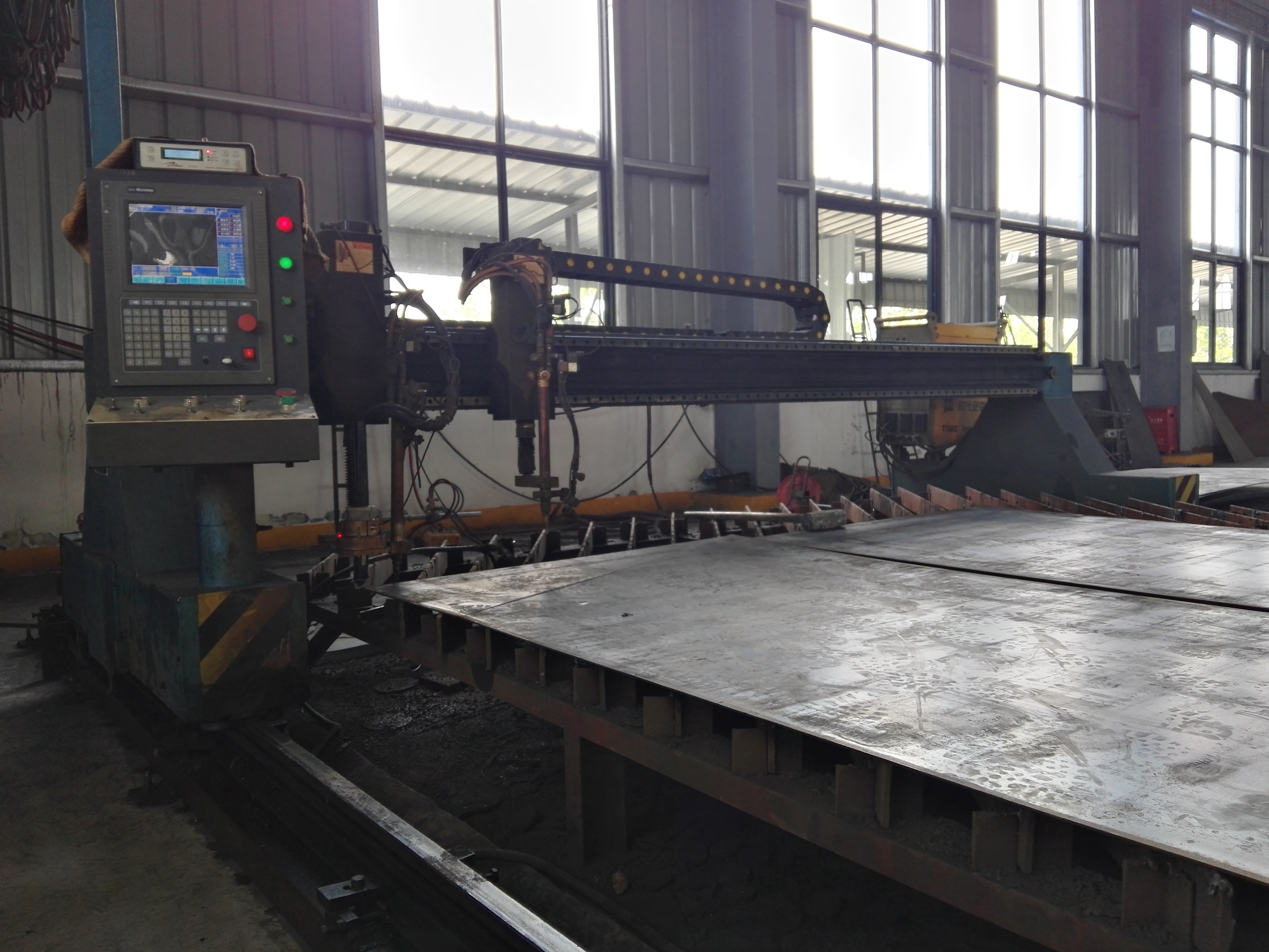 成都數(shù)控切割機(jī)維修升級(jí)切割機(jī)搬遷 成都數(shù)控切割機(jī)維修升級(jí)改造