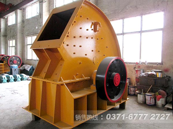 錘式破碎機(jī)促進(jìn)選礦破碎事業(yè)大放異彩MHM58