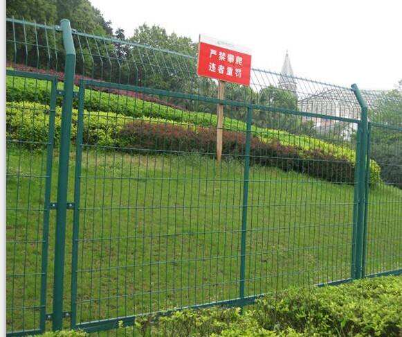 制作養(yǎng)殖鐵絲網(wǎng)@養(yǎng)殖鐵絲網(wǎng)