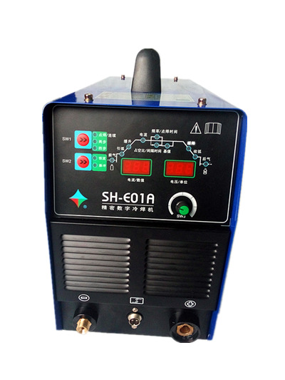 不銹鋼薄板冷焊機(jī)，300A大功率焊接機(jī)