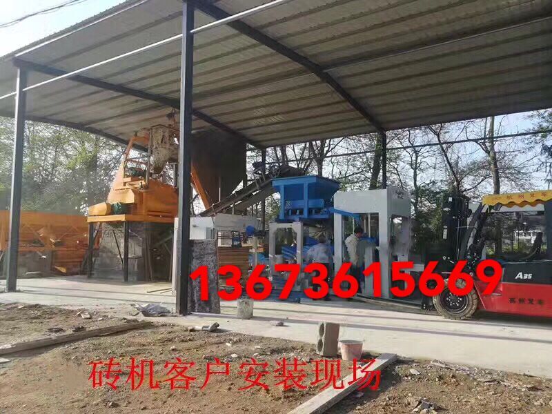 甲庚制磚機(jī)設(shè)備廠家備戰(zhàn)雙11 貨源充足