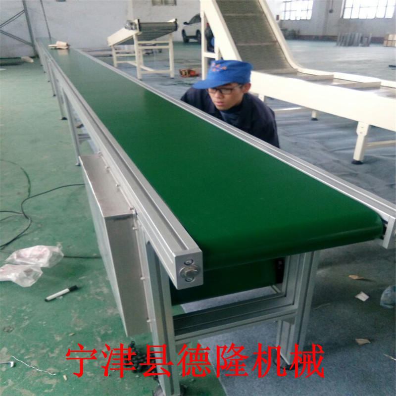 集裝箱皮帶機(jī)皮集裝箱皮帶機(jī)皮帶輸送機(jī)自動(dòng)化流水 pvc綠色輕型平面流水線工業(yè)皮帶